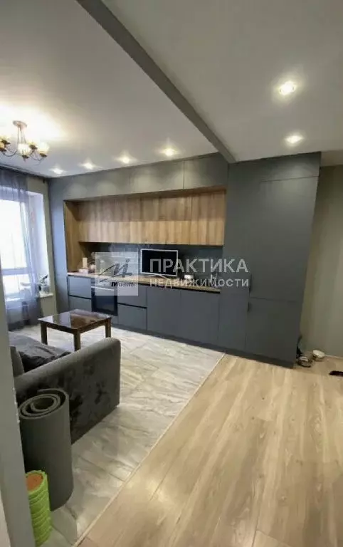 Продается 2-комнатная квартира - Фото 1