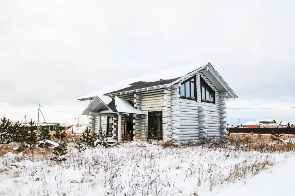 Дом в Ульяновская область, Чердаклинский район, Красноярское с/пос, с. ... - Фото 0