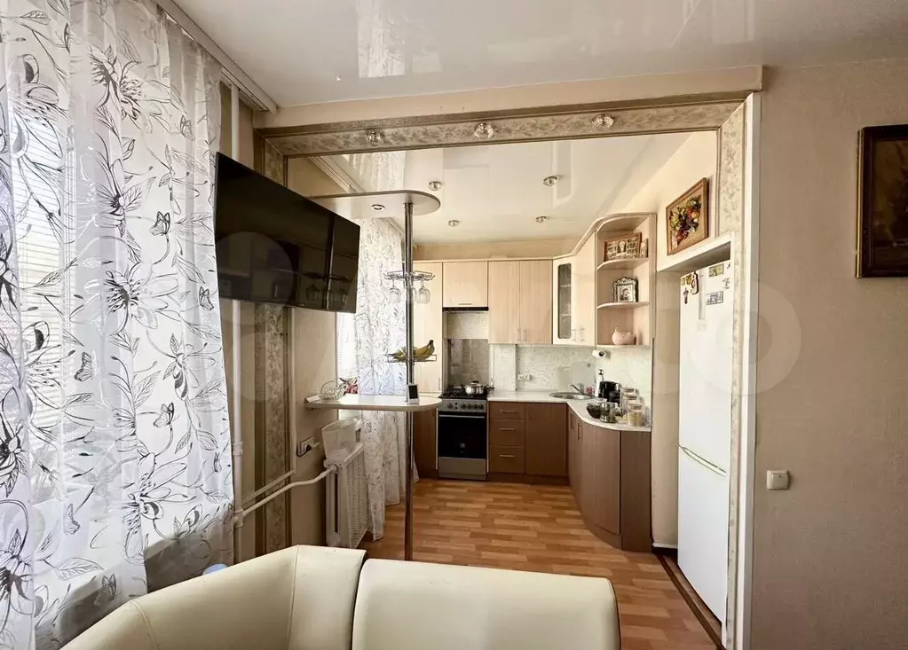 3-к. квартира, 54 м, 3/3 эт. - Фото 1