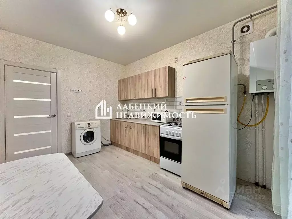 1-к кв. Татарстан, с. Высокая Гора ул. Рождественская, 8В (33.1 м) - Фото 1