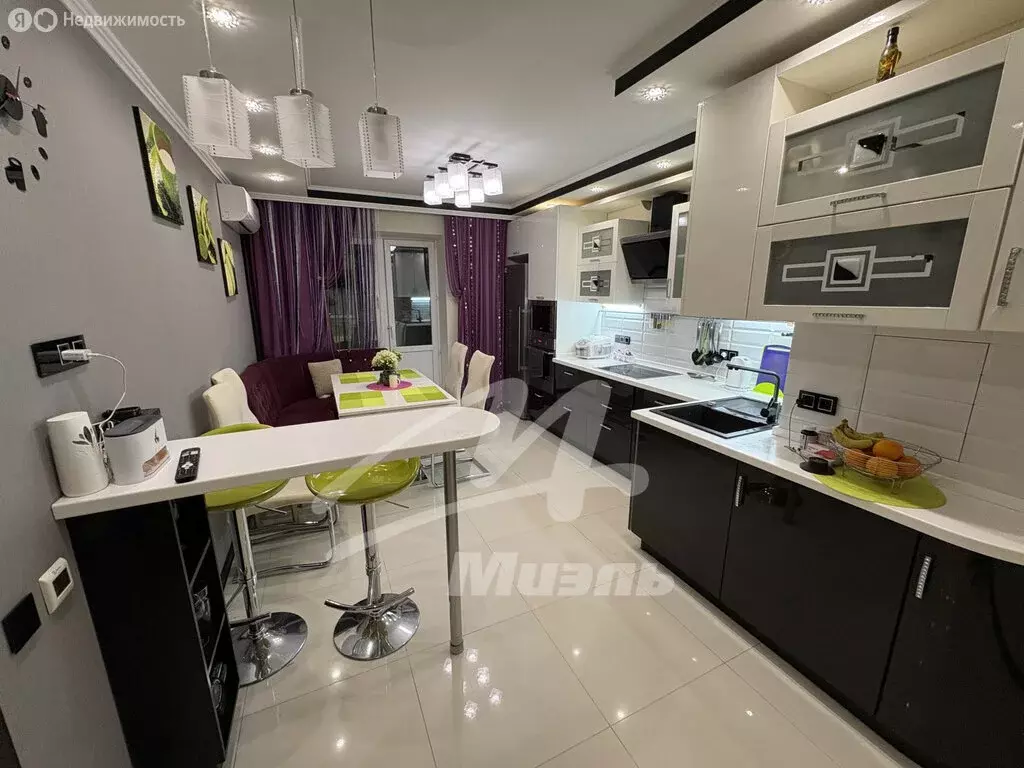 5-комнатная квартира: посёлок городского типа Андреевка, ... - Фото 2