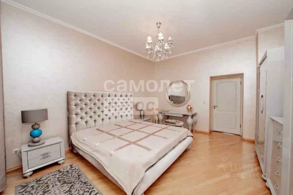 3-к кв. Хабаровский край, Хабаровск Комсомольская ул., 62 (137.0 м) - Фото 0