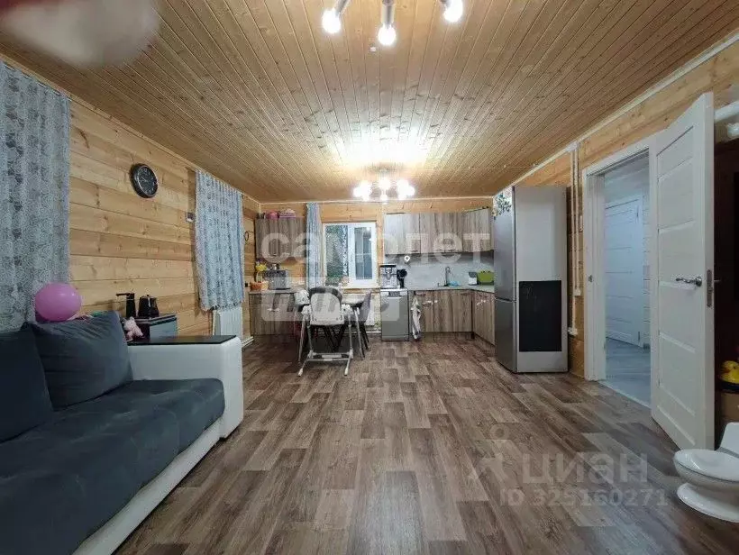 Дом в Ленинградская область, Тосненский район, Нурминское с/пос, Мир ... - Фото 1