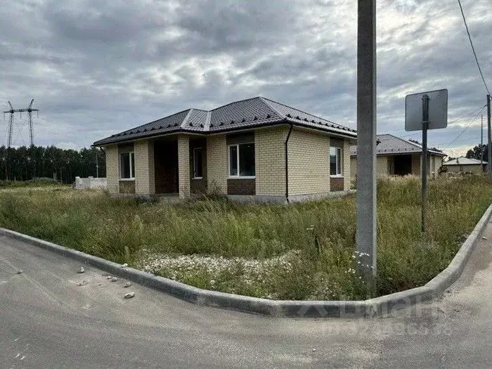 Коттедж в Татарстан, Зеленодольский район, Айшинское с/пос, с. Айша ... - Фото 1