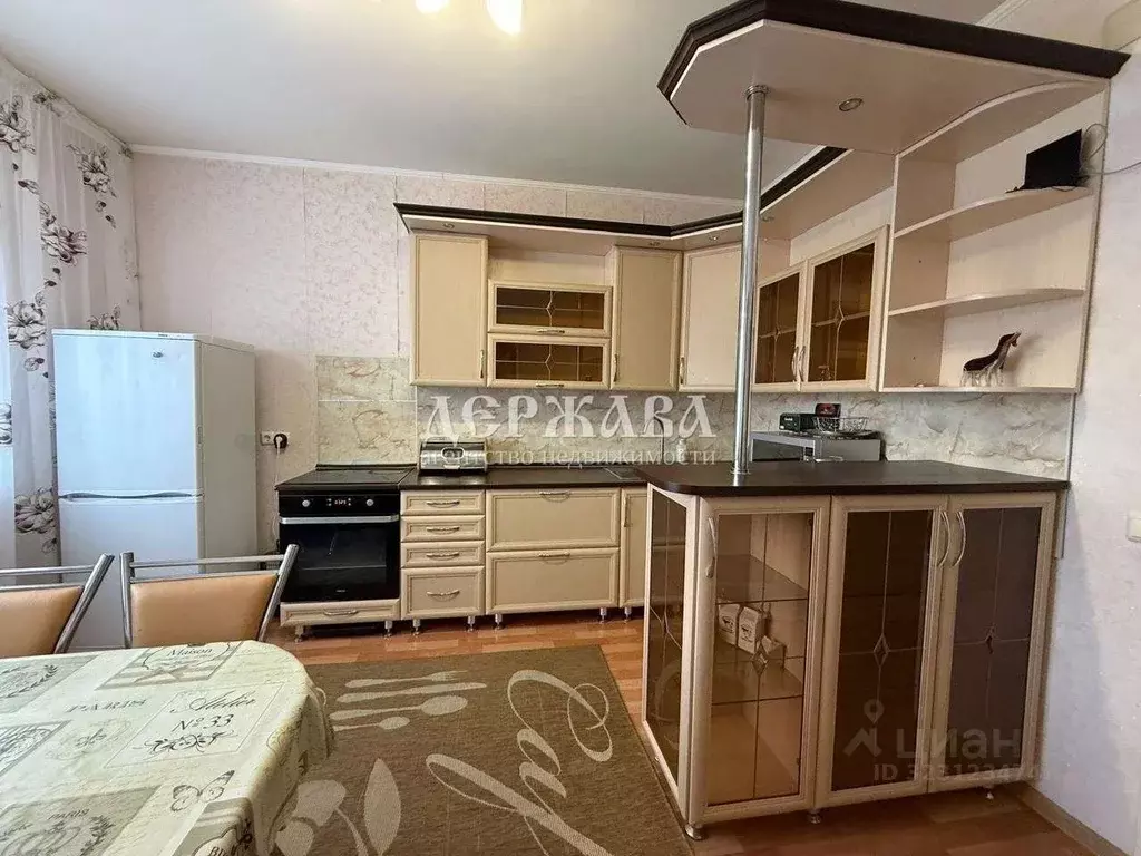 2-к кв. Белгородская область, Старый Оскол Степной мкр, 16 (63.0 м) - Фото 1