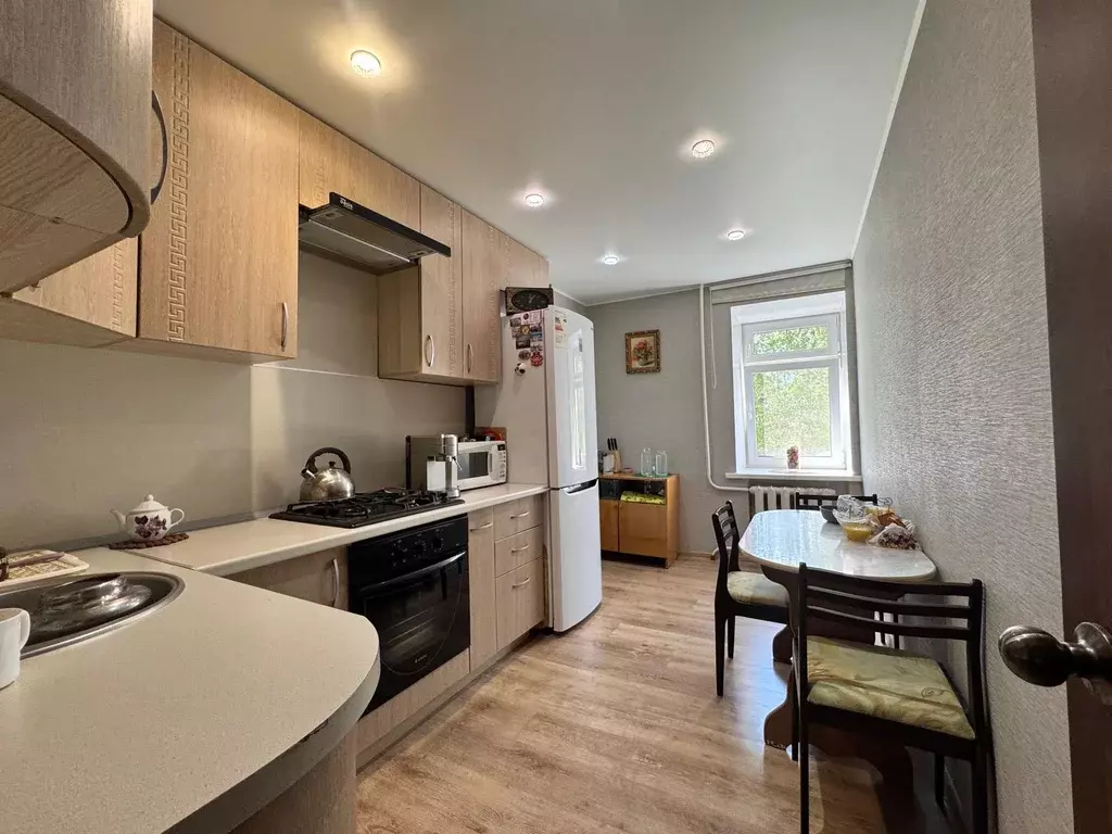Продаётся 4-к квартира, 75.7 м - Фото 0