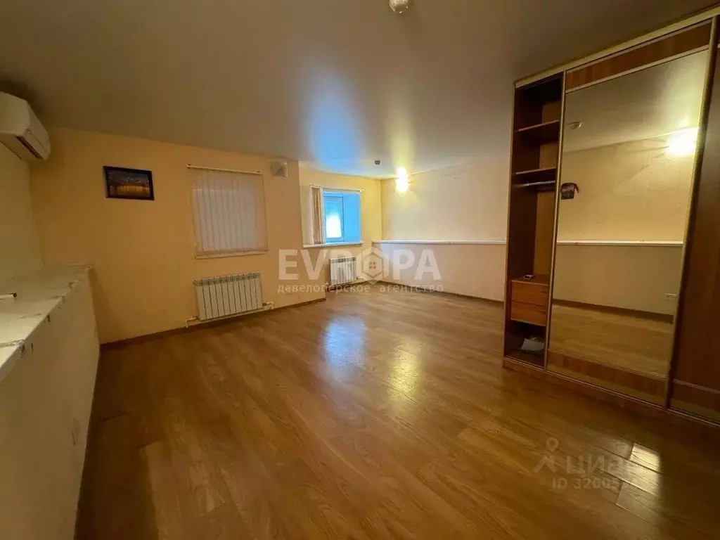 Помещение свободного назначения в Ульяновская область, Ульяновск ул. ... - Фото 1