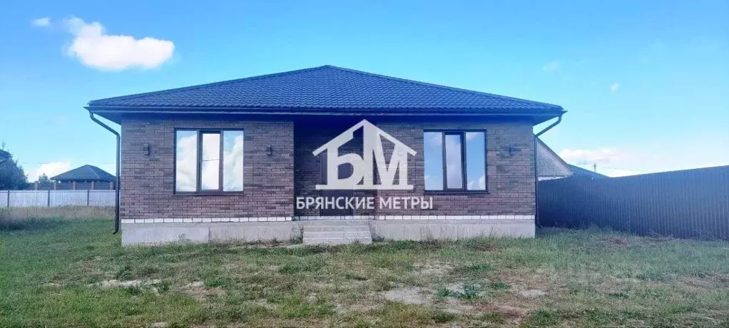 Дом в Брянская область, Брянский район, Новодарковичское с/пос, д. ... - Фото 1