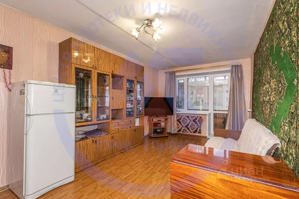 3-к кв. Курганская область, Курган Школьная ул., 5 (58.8 м) - Фото 0