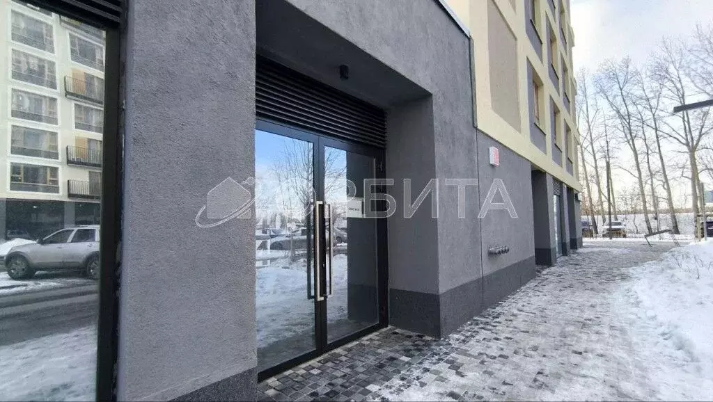 Помещение свободного назначения в Тюменская область, Тюмень ДОК мкр, ... - Фото 1