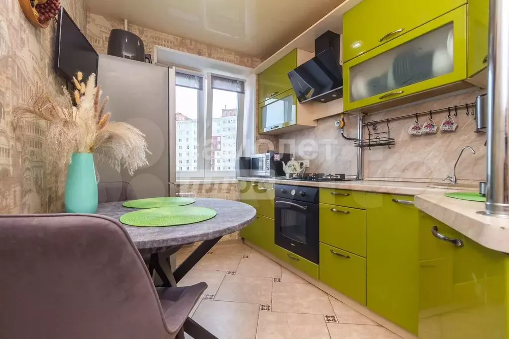 2-к. квартира, 45 м, 6/9 эт. - Фото 0
