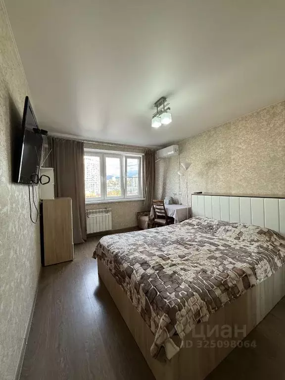 2-к кв. Краснодарский край, Сочи Центральный мкр, ул. Роз, 82 (50.0 м) - Фото 1