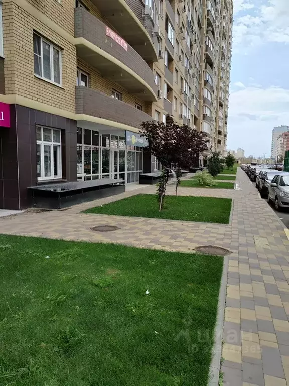 Торговая площадь в Краснодарский край, Краснодар Имени Петра ... - Фото 1