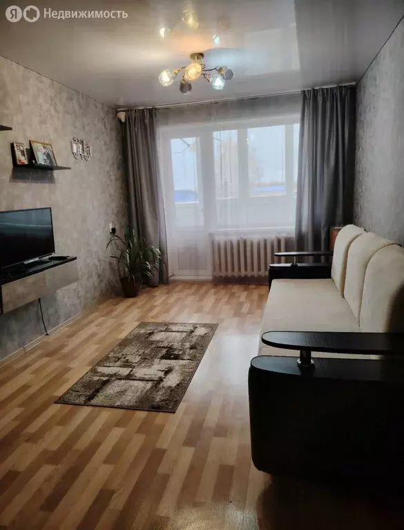 2-комнатная квартира: село Урман, Центральная улица, 13 (48 м) - Фото 1