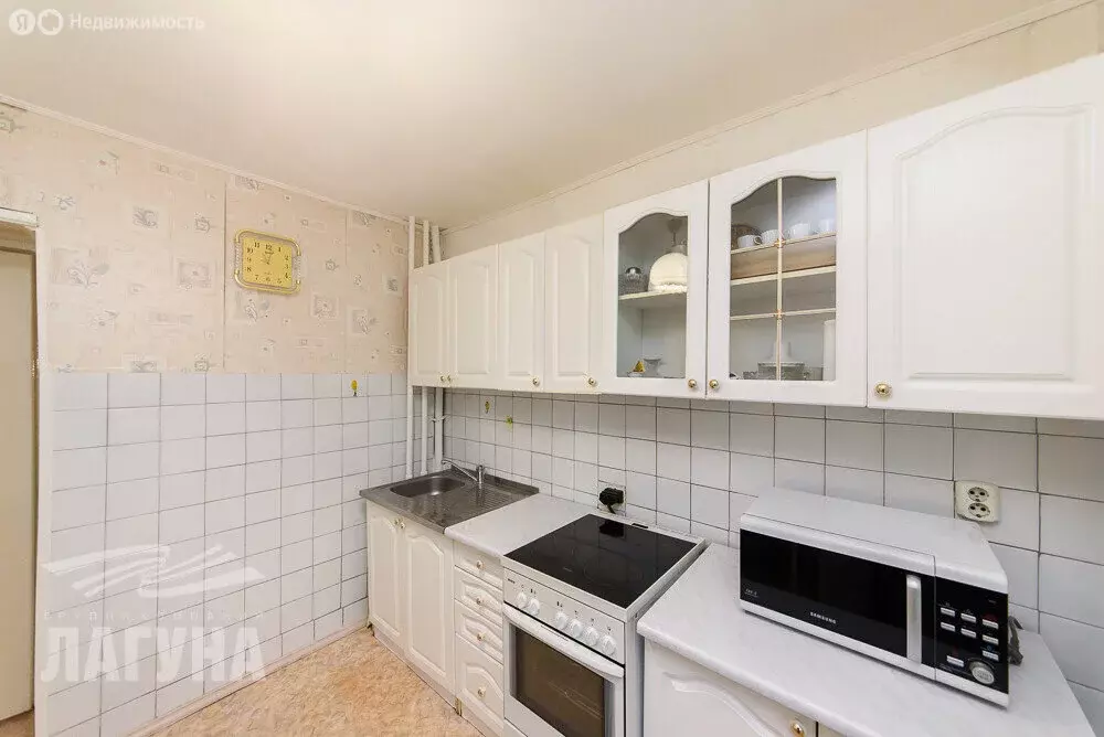 2-комнатная квартира: Томск, Учебная улица, 11 (49.2 м) - Фото 2