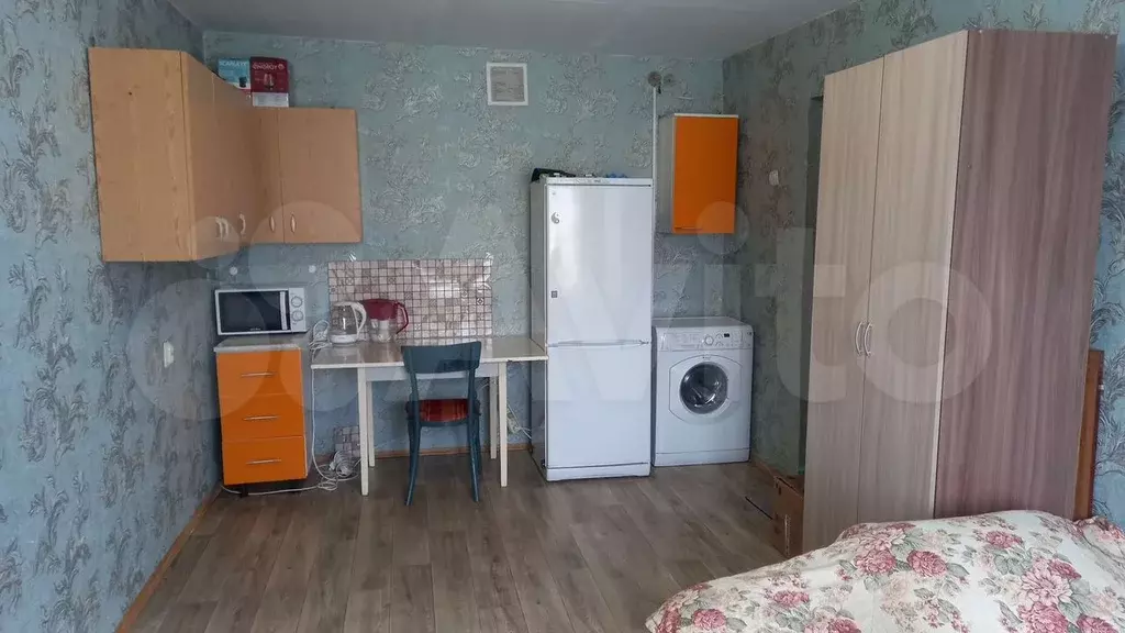 Комната 18 м в 4-к., 6/9 эт. - Фото 0