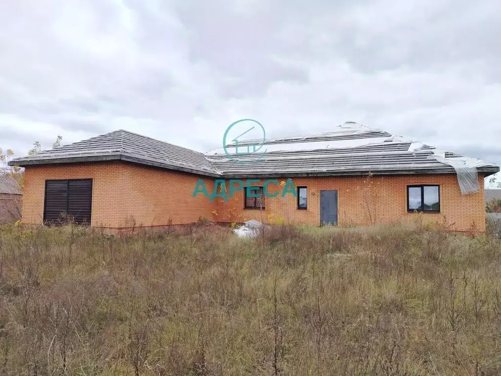 Дом в Белгородская область, Новый Оскол Новоселовская ул. (291 м) - Фото 2