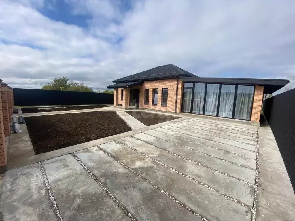 Дом в Адыгея, Майкоп ул. Тембота Керашева (126 м) - Фото 1