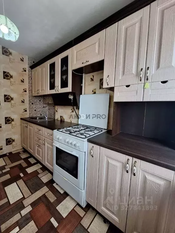 2-к кв. Башкортостан, Уфа ул. Орджоникидзе, 36 (46.6 м) - Фото 1