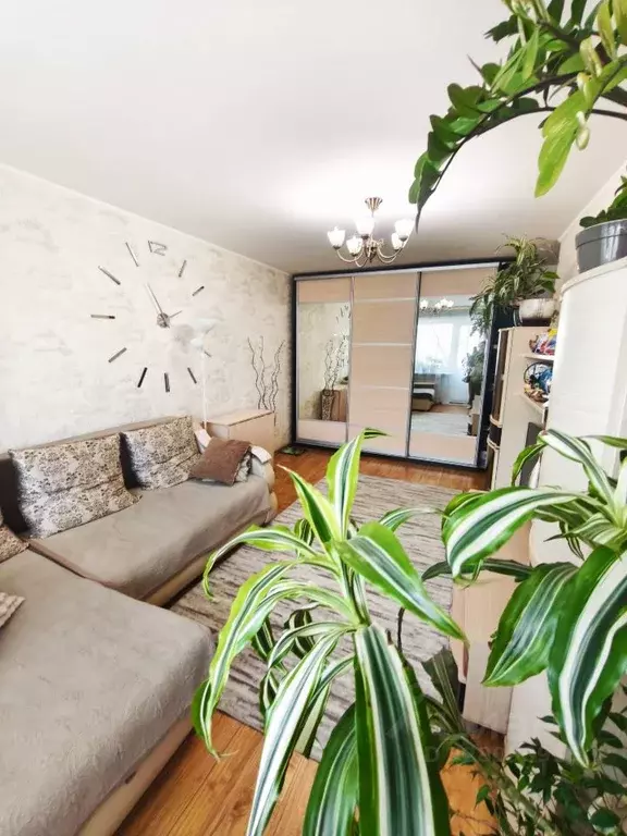 2-к кв. Бурятия, Улан-Удэ Тобольская ул., 45 (42.2 м) - Фото 1