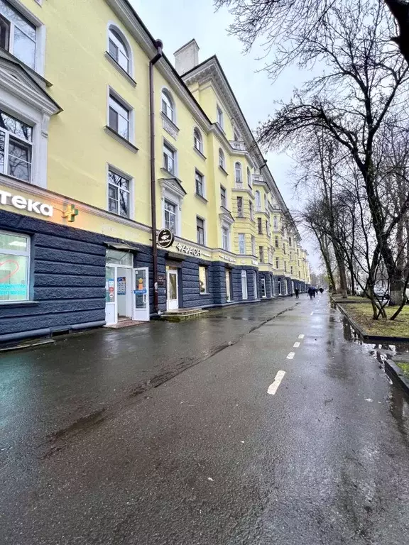 Помещение свободного назначения в Псковская область, Псков Октябрьский ... - Фото 1