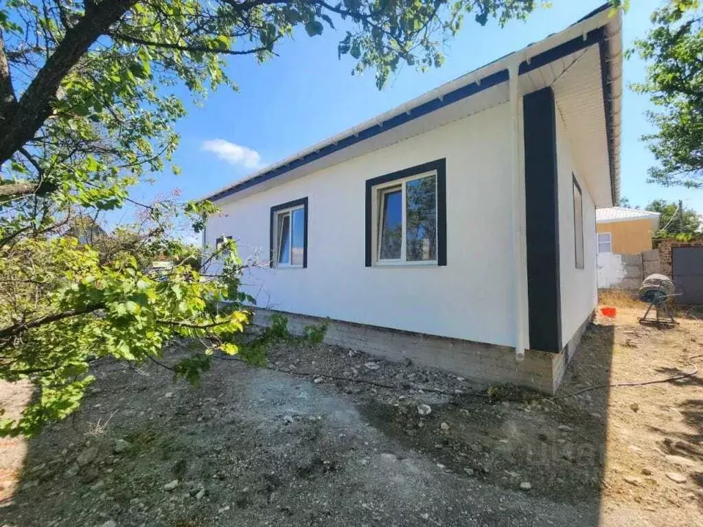 Дом в Крым, Симферопольский район, Трудовское с/пос, пос. Айкаван ул. ... - Фото 0