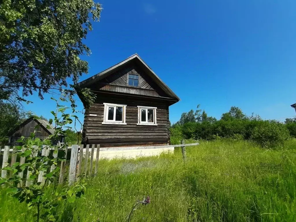 Дом в Новгородская область, Малая Вишера Новгородская ул., 110А (30 м) - Фото 0