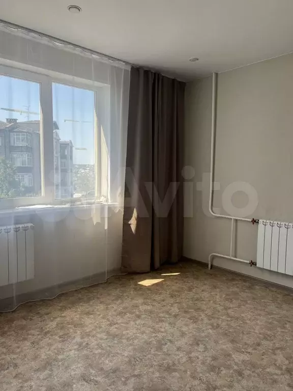 Комната 18,8 м в 8-к., 4/9 эт. - Фото 1