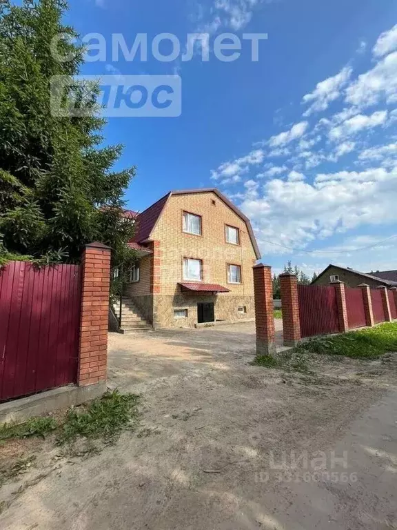 Дом в Вологодская область, д. Бурцево ул. Садовая, 6 (250 м) - Фото 1