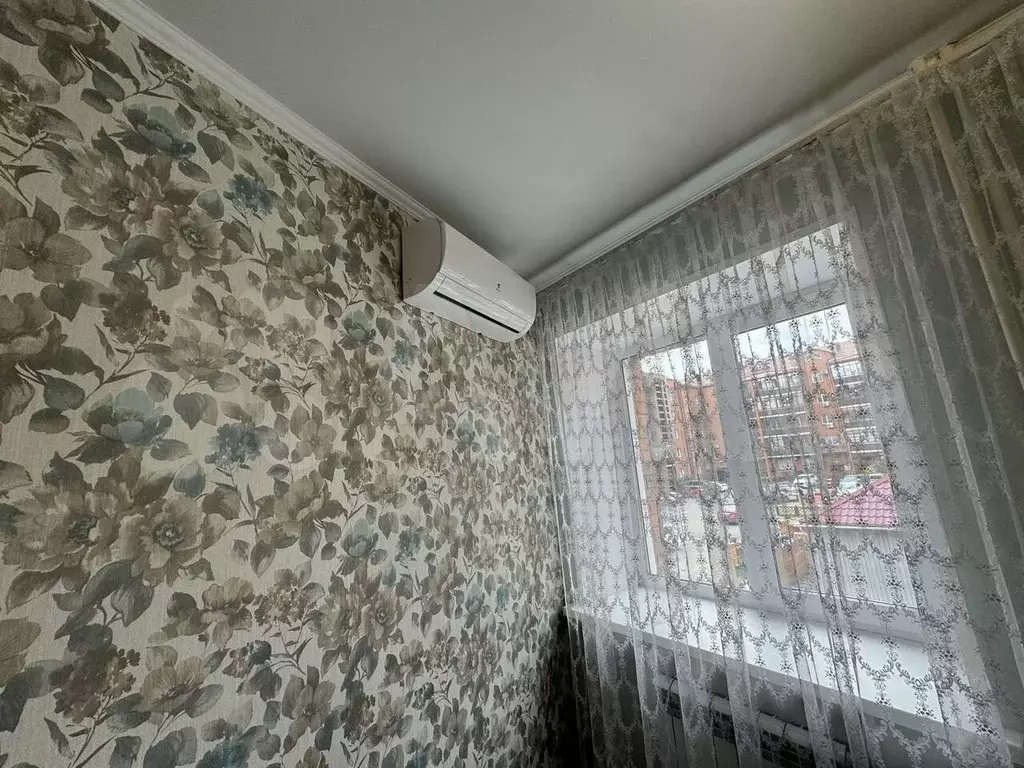 1-к. квартира, 53 м, 2/5 эт. - Фото 1