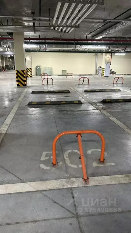 Гараж в Москва Внуковское поселение, бул. Андрея Тарковского, 10 (15 ... - Фото 1