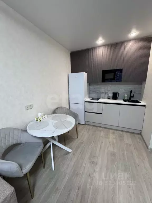 1-к кв. Тюменская область, Тюмень ул. Газовиков, 38к2 (42.0 м) - Фото 1