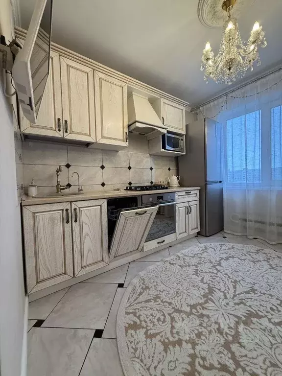 3-к кв. Татарстан, Казань ул. Адоратского, 6 (70.0 м) - Фото 1