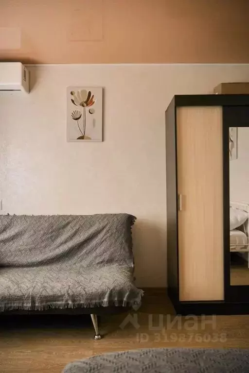 Комната Приморский край, Владивосток ул. Новожилова, 35 - Фото 1