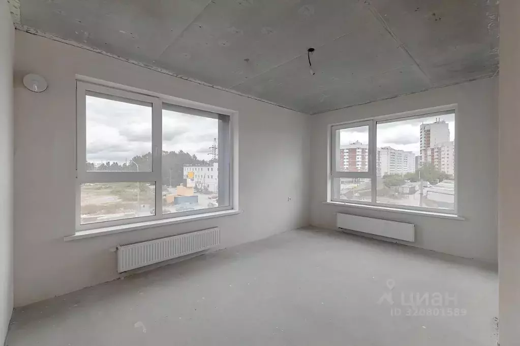 3-к кв. Свердловская область, Екатеринбург ул. Пехотинцев, 2В (60.0 м) - Фото 1