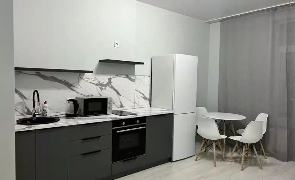 2-к кв. Красноярский край, Красноярск Октябрьская ул., 16 (53.0 м) - Фото 0