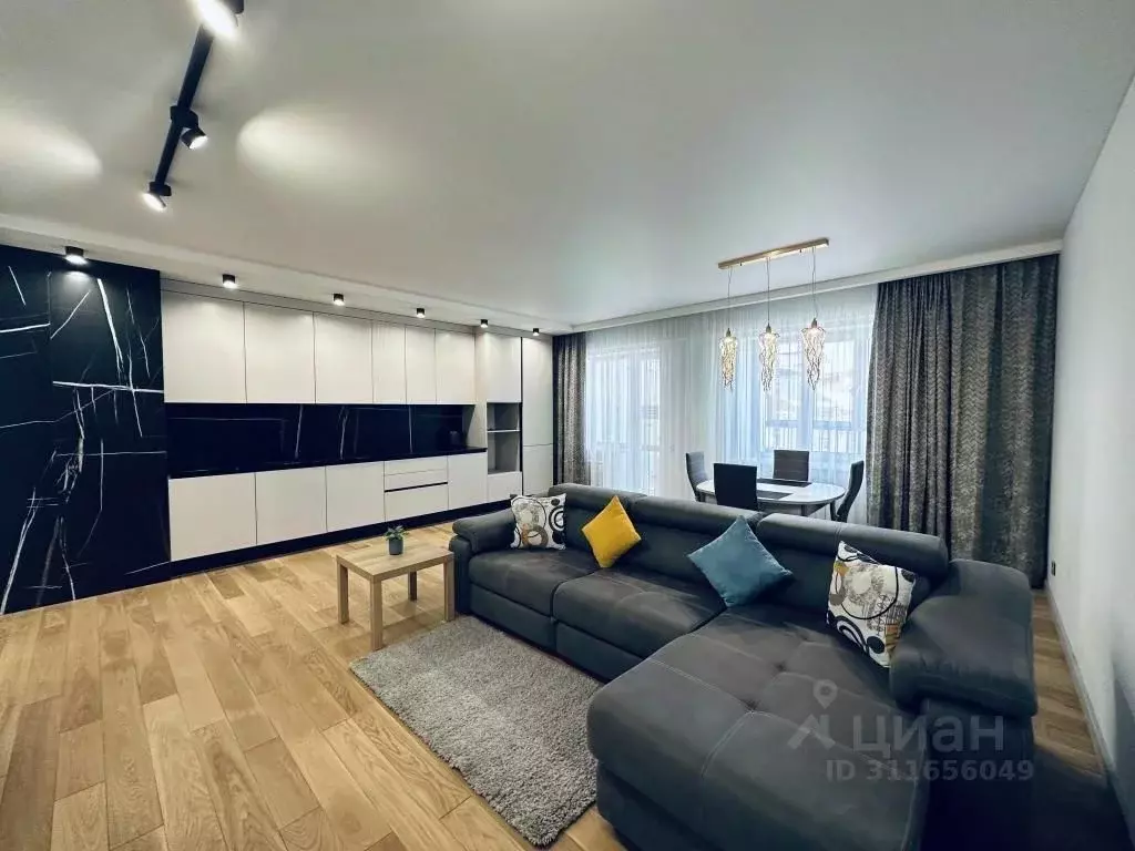 3-к кв. Иркутская область, Иркутск Дальневосточная ул., 112 (100.0 м) - Фото 1