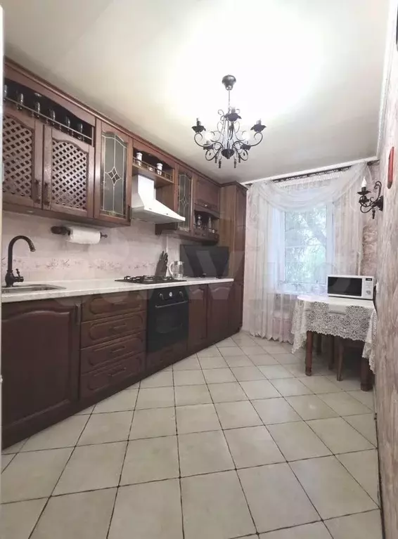 3-к. квартира, 63 м, 2/9 эт. - Фото 0