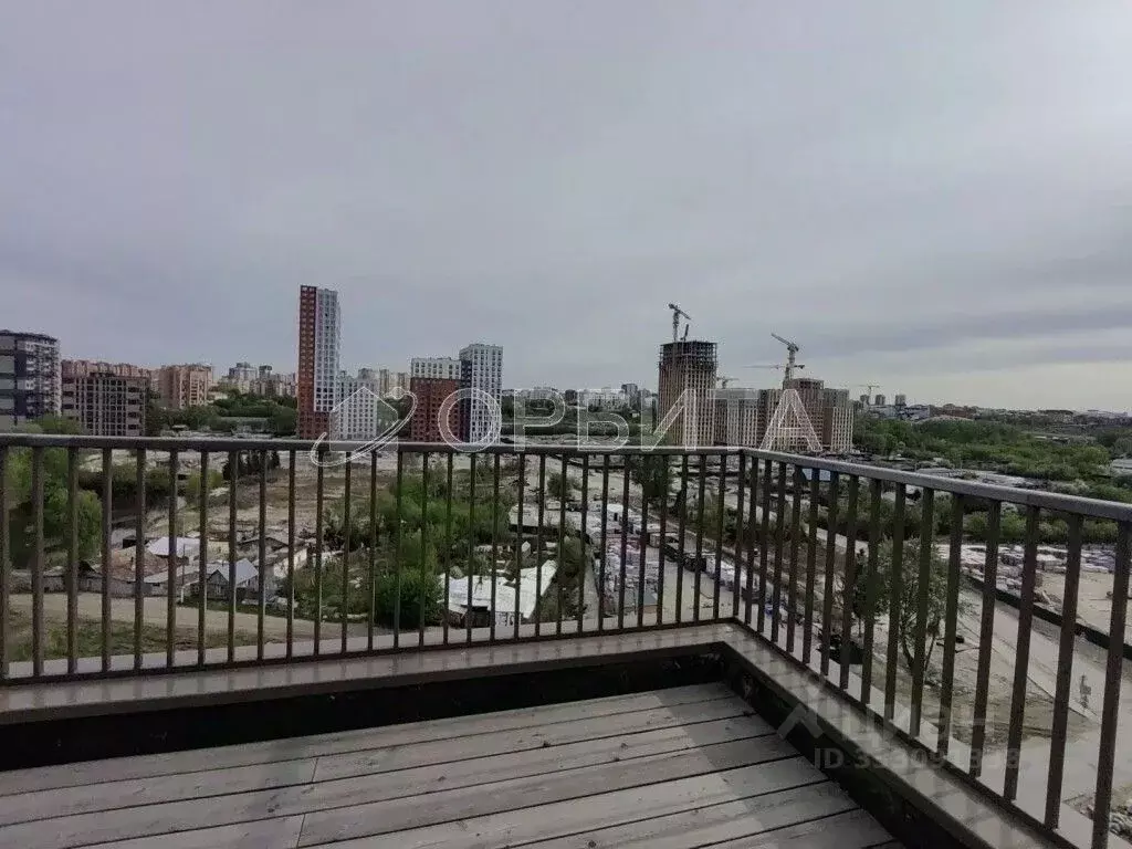 2-к кв. Тюменская область, Тюмень ул. Газовиков, 40 (121.0 м) - Фото 1