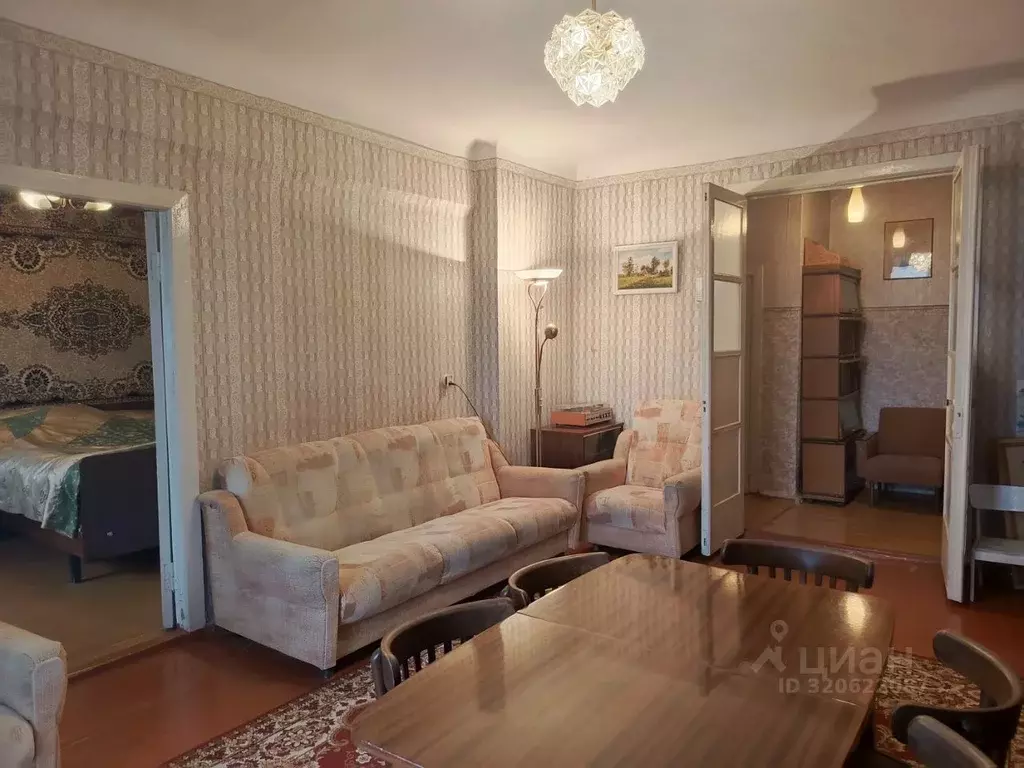 3-к кв. Кировская область, Киров ул. Защитников Отечества, 71 (81.5 м) - Фото 1
