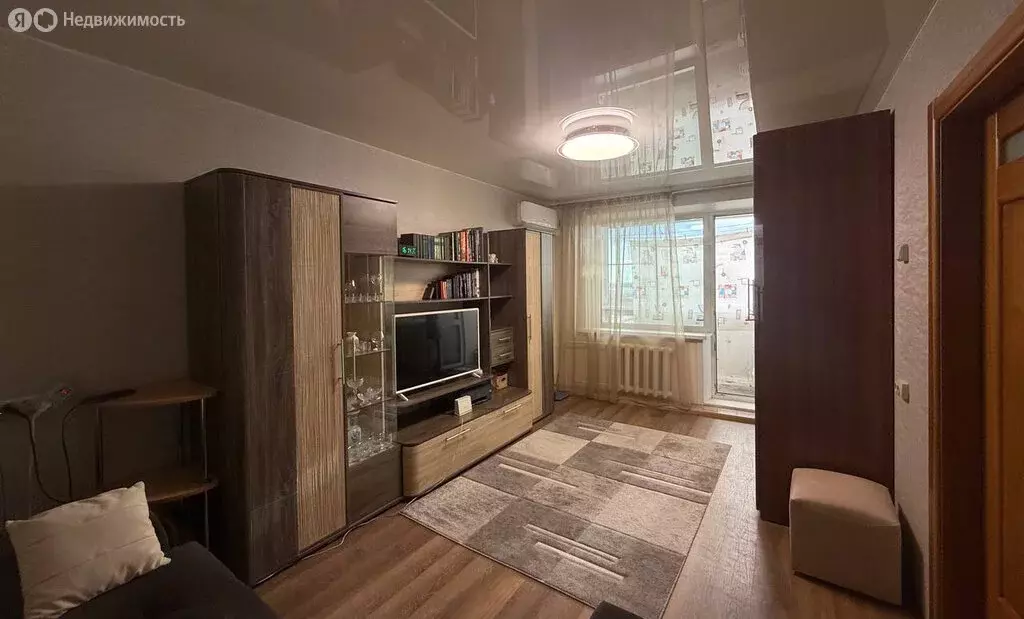 2-комнатная квартира: Комсомольск-на-Амуре, улица Дзержинского, 46к3 ... - Фото 1