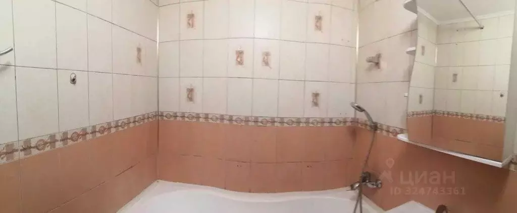 2-к кв. Свердловская область, Екатеринбург ул. Сыромолотова, 21 (50.1 ... - Фото 2