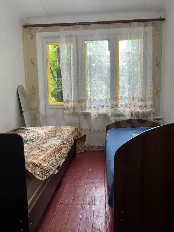 Комната 13 м в 5-к., 2/5 эт. - Фото 0