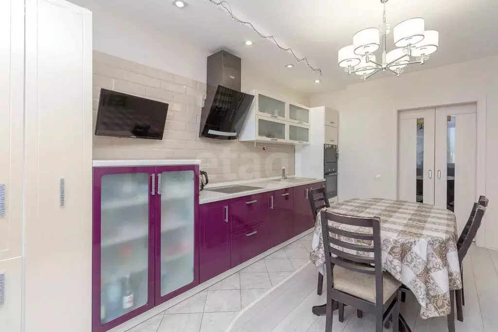 3-комнатная квартира: Тюмень, Ямская улица, 86 (92 м) - Фото 2