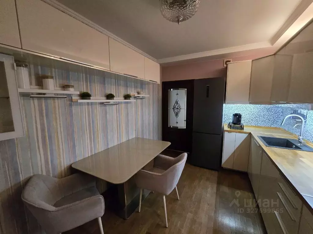 2-к кв. Московская область, Одинцово ул. Кутузовская, 23 (66.1 м) - Фото 2