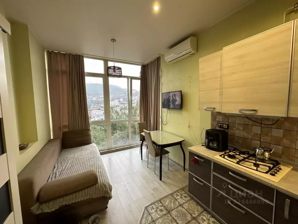 1-к кв. Крым, Ялта ул. Чкалова, 11Б (40.1 м) - Фото 2