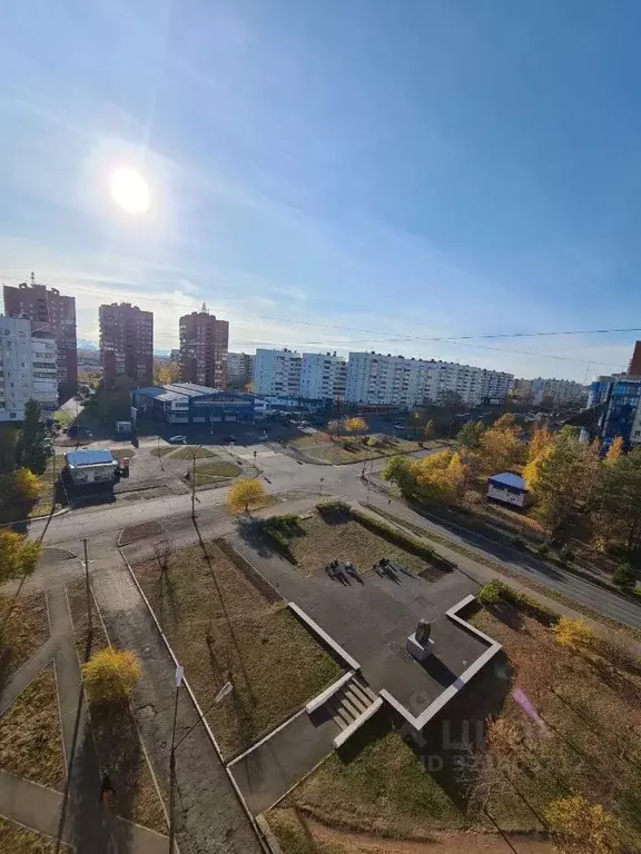 2-к кв. Иркутская область, Братск Центральный жилрайон, ул. Советская, ... - Фото 0