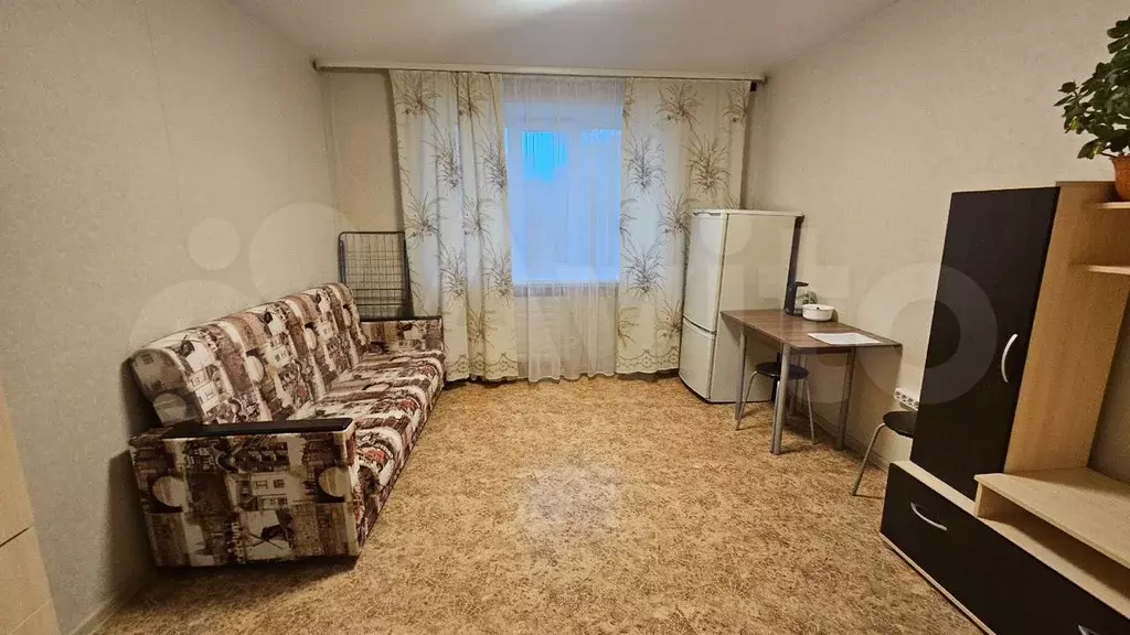 Комната 14 м в 4-к., 2/9 эт. - Фото 0