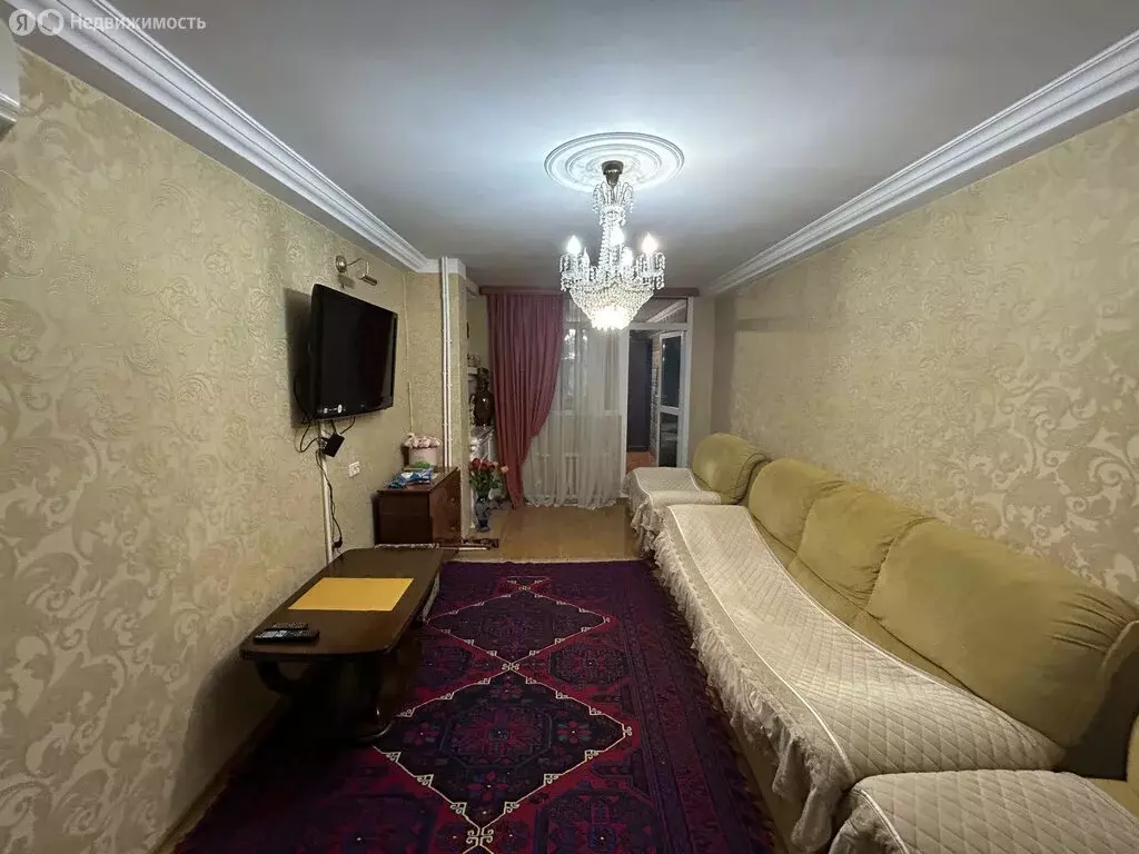 2-комнатная квартира: Дербент, улица Шахбазова, 59 (74 м) - Фото 0