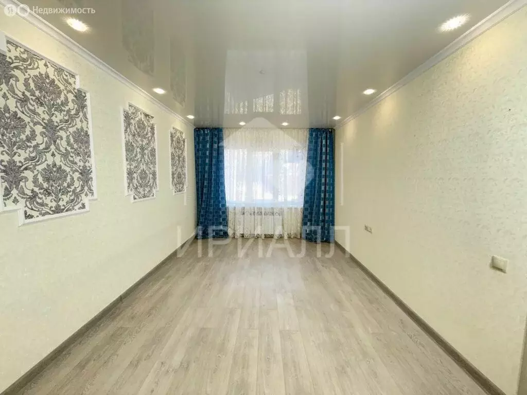 3-комнатная квартира: Железногорск, улица Мира, 61к3 (60.2 м) - Фото 1